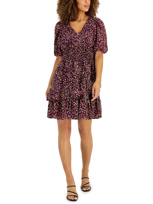 Petites Womens Ditsy-Print Smocked Fit & Flare Dress