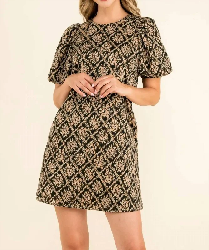 Short Puff Sleeve Pattern Dress In Black