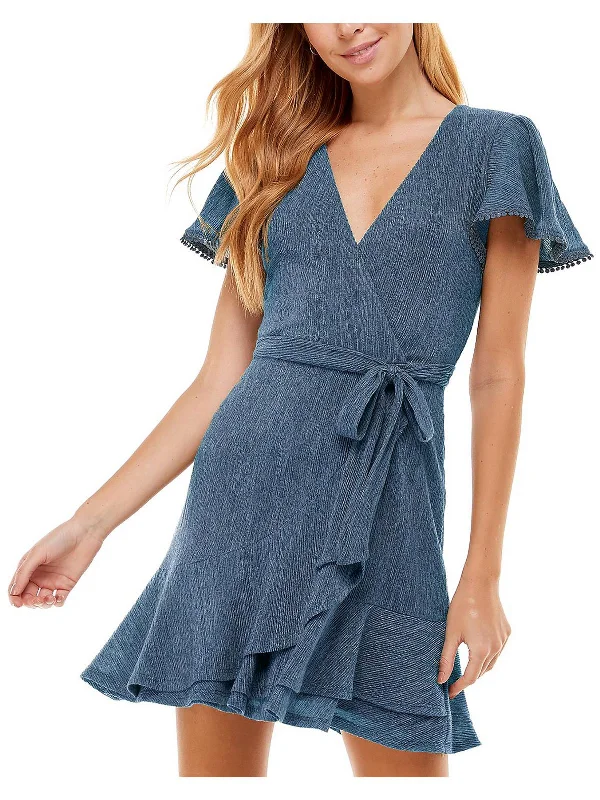 Juniors Womens Surplice Knee Fit & Flare Dress