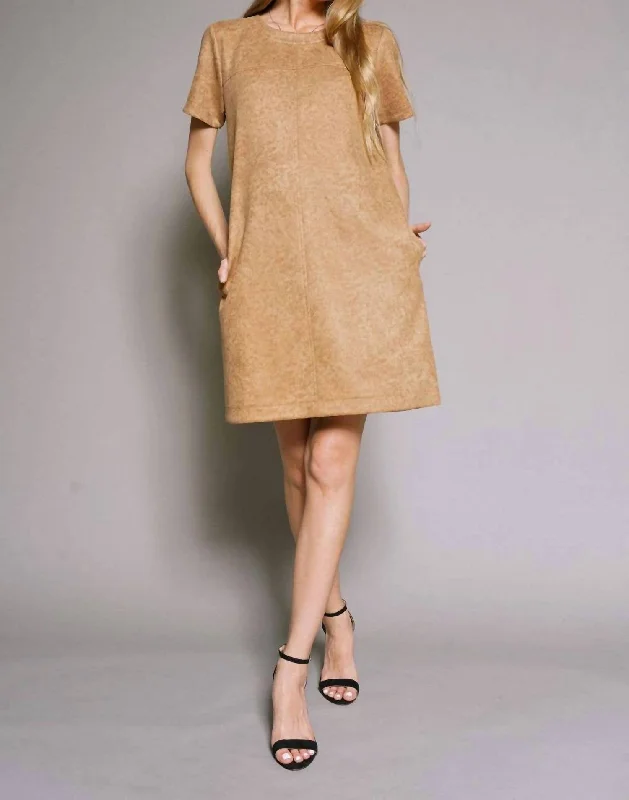 Printed Suede Short Sleeve Shift Dress In Mocha